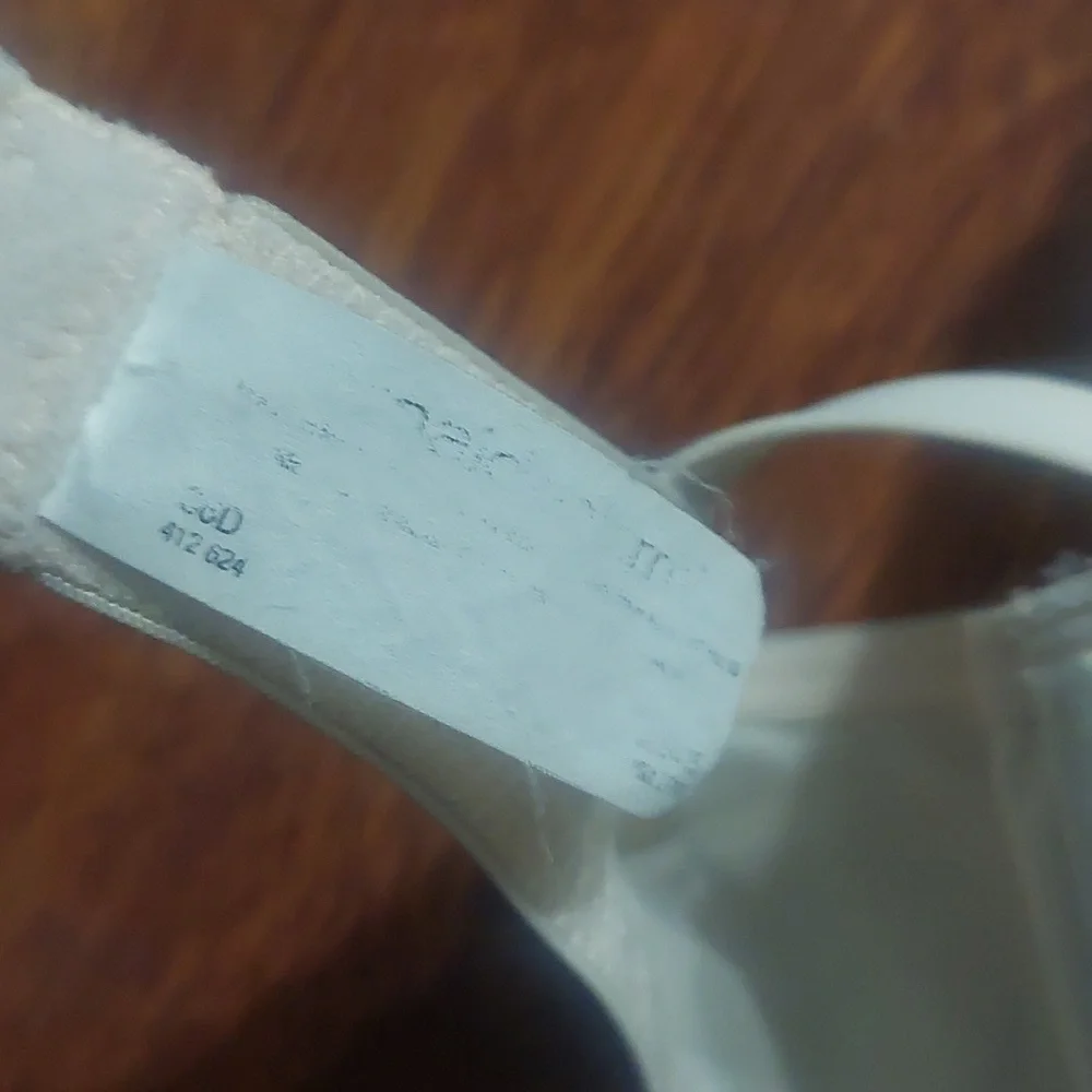 Bra - Picture 6 of 6